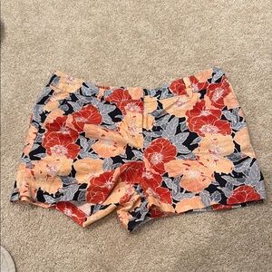 LOFT Shorts for a Vibrant Summer Size 10
